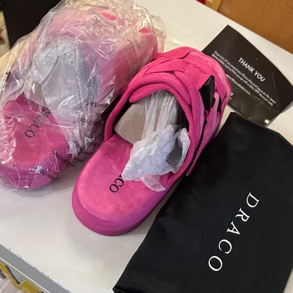 Draco Shoes - Draco Pink Women's Slippers